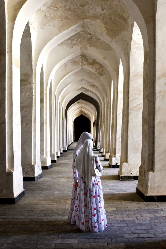 Samarcanda - Piazza Registan - Shah l Zinda - Osservatorio di Ulugbek - Bazar Si Yob - Bukhara - Ensemble Labi Hauz - Bakhautdin Naqshbandi - Khiva - Itchan Kala