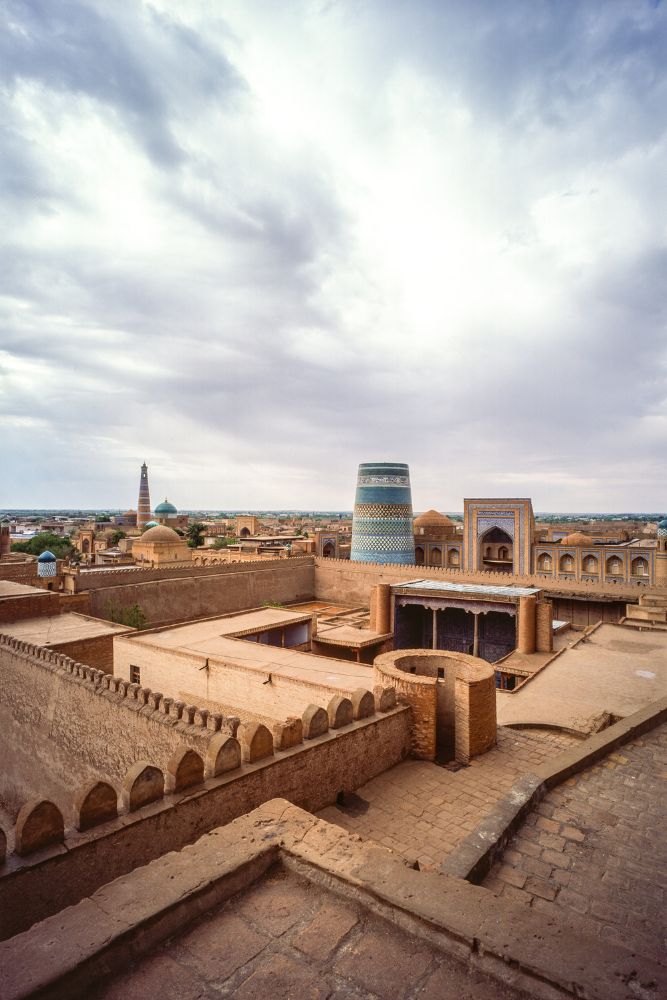 Samarcanda - Piazza Registan - Shah l Zinda - Osservatorio di Ulugbek - Bazar Si Yob - Bukhara - Ensemble Labi Hauz - Bakhautdin Naqshbandi - Khiva - Itchan Kala
