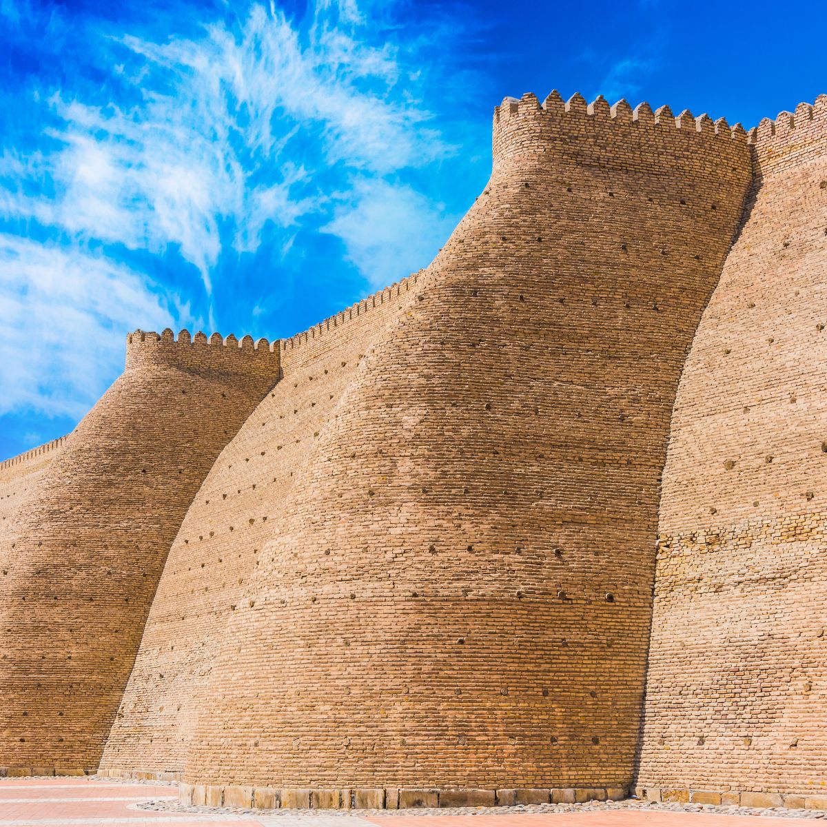 Samarcanda - Piazza Registan - Shah l Zinda - Osservatorio di Ulugbek - Bazar Si Yob - Bukhara - Ensemble Labi Hauz - Bakhautdin Naqshbandi - Khiva - Itchan Kala