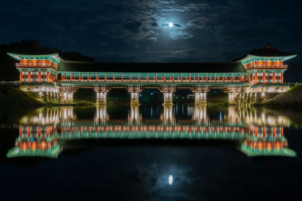 Un giorno a Gyeongju come un local Tra caffetterie alla moda, pane di Hwangnam e i silenzi millenari dei tumuli reali Un giorno a Gyeongju come un local Tra caffetterie alla moda, pane di Hwangnam e i silenzi millenari dei tumuli reali