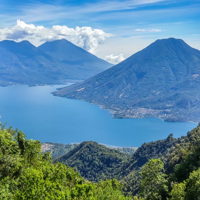 tour di gruppo Guatemala & Belize CGTravel: villaggi maya, rovine archeologiche, giungle tropicali e spiagge caraibiche America Centrale LAGO ATITLÁN tour di gruppo Guatemala & Belize CGTravel: villaggi maya, rovine archeologiche, giungle tropicali e spiagge caraibiche America Centrale